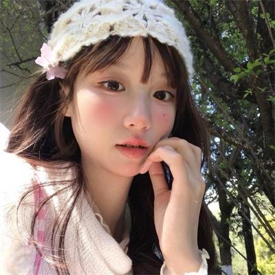 暗红